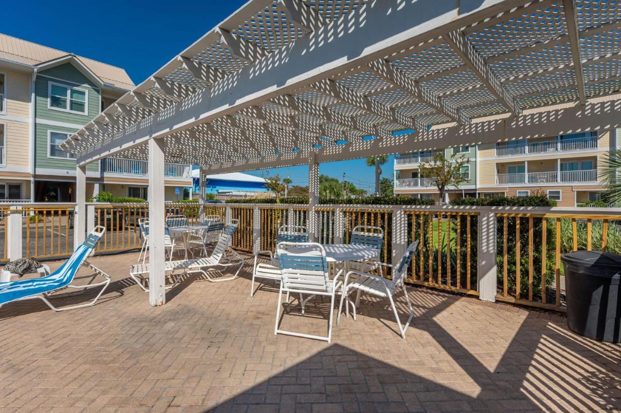 200 Yds To Private Gated Beach Access- 3Br-2Ba- Quiet Location In The Heart Of Destin! Esterno foto